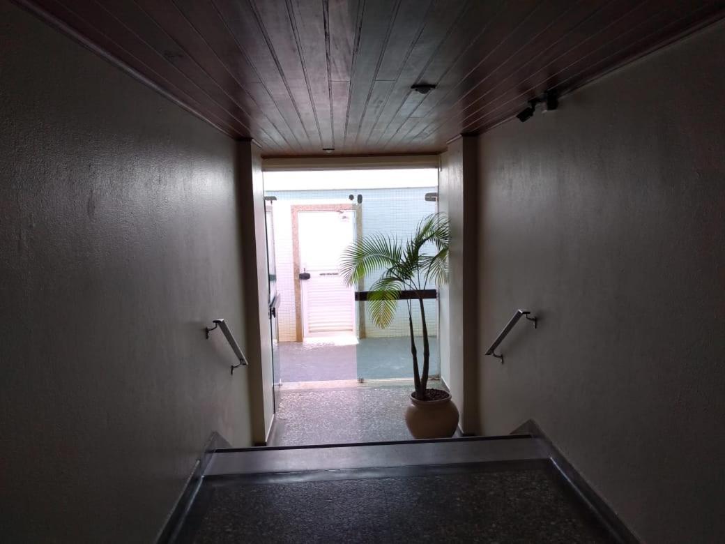 Apartamento A 50M Da Praia Do Forte カボ・フリオ エクステリア 写真