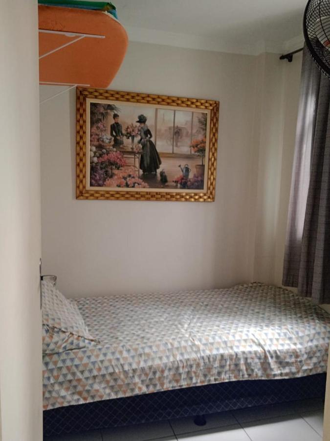 Apartamento A 50M Da Praia Do Forte カボ・フリオ エクステリア 写真
